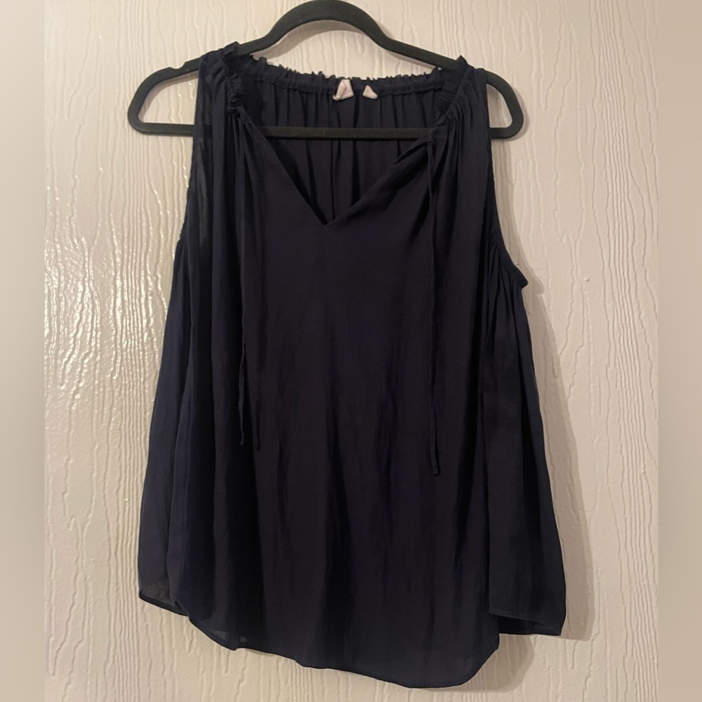Navy GAP blouse